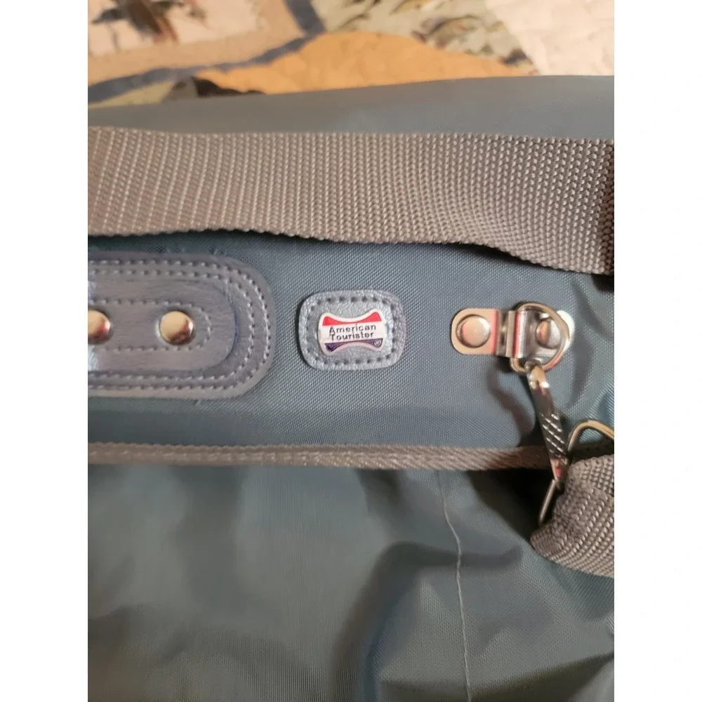 American Tourister Inc. good clean